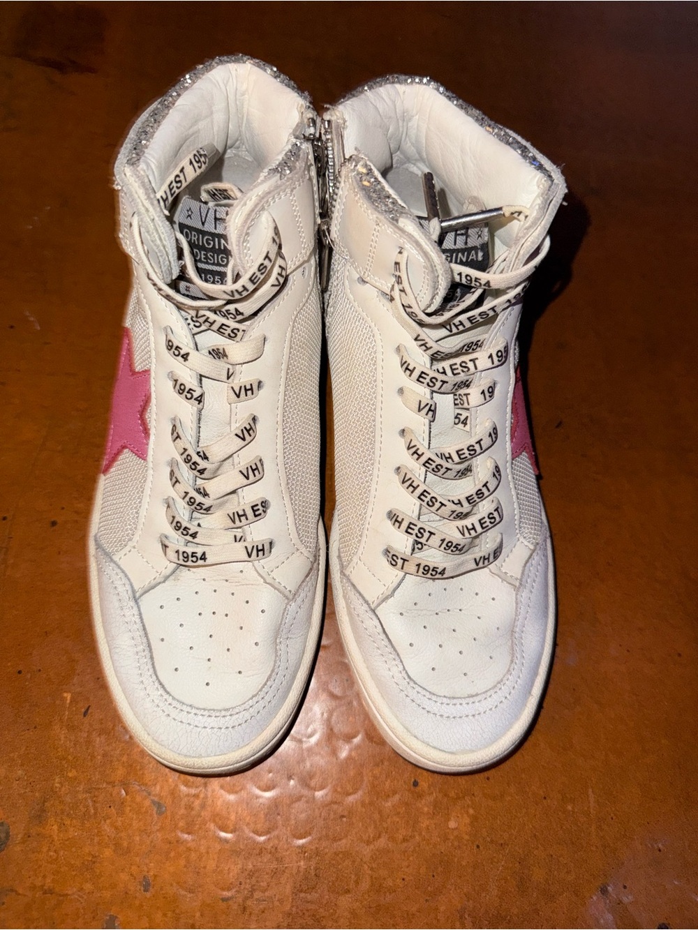 Vintage Havana White High-Top Sneakers with Pink Star Accent